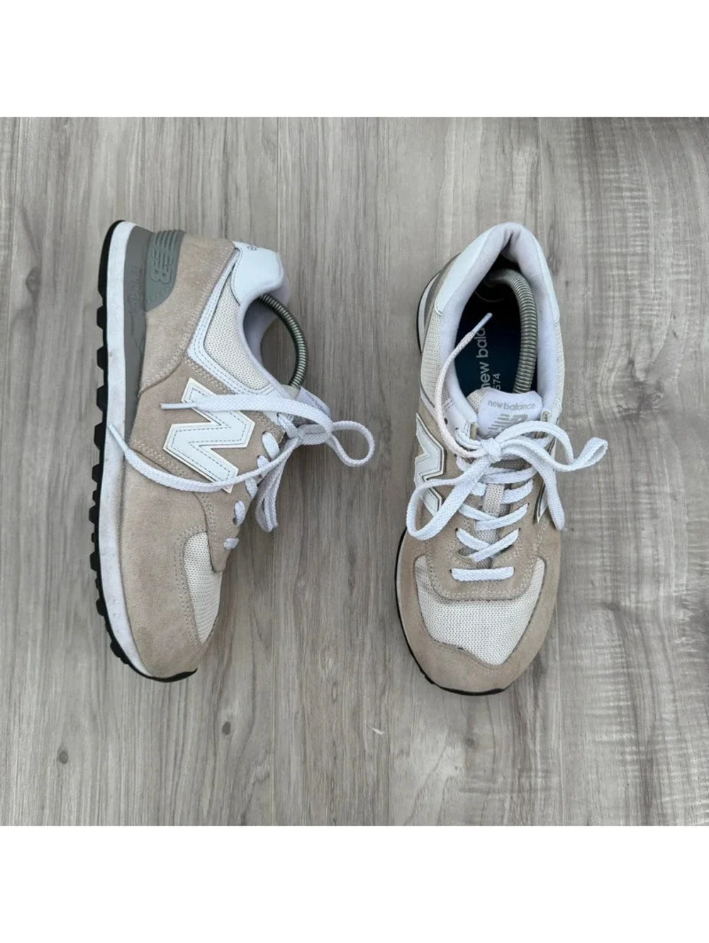 New Balance 574 Classic Sneakers Beige White Men’s Size 9.5